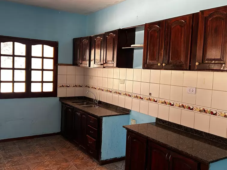 COMODA CASA 4 DORMITORIOS